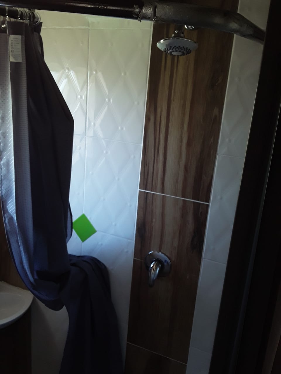 Deluxe Double Room, 1 Double Bed | Bathroom shower