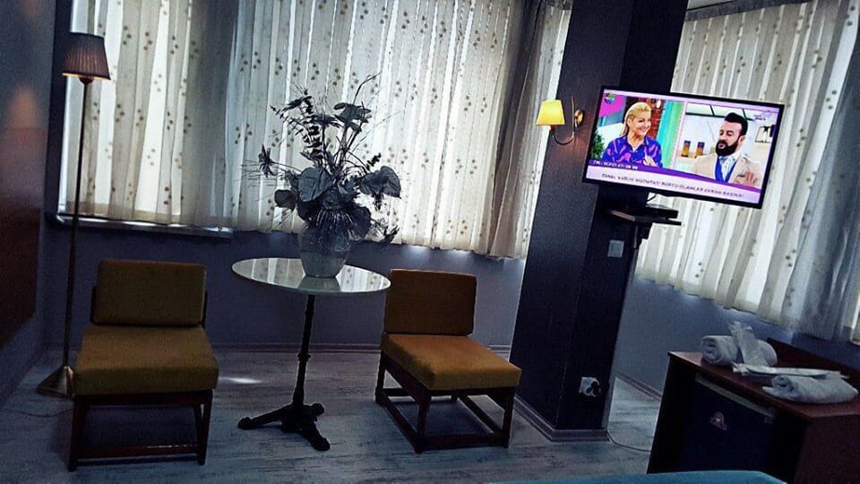 Family Room | Living area | LCD TV