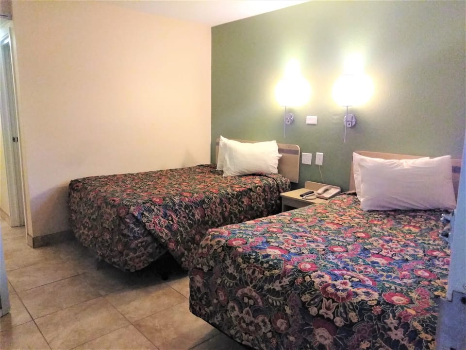 Double Room, 2 Double Beds | Desk, iron/ironing board, free WiFi, bed sheets