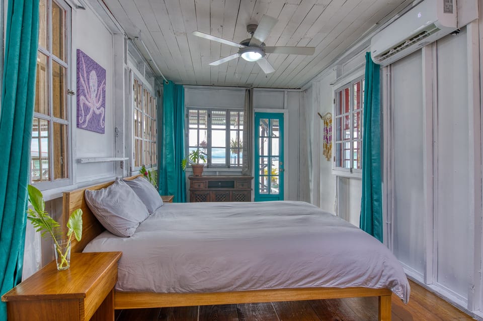 Basic Room | Blackout drapes, free WiFi, bed sheets