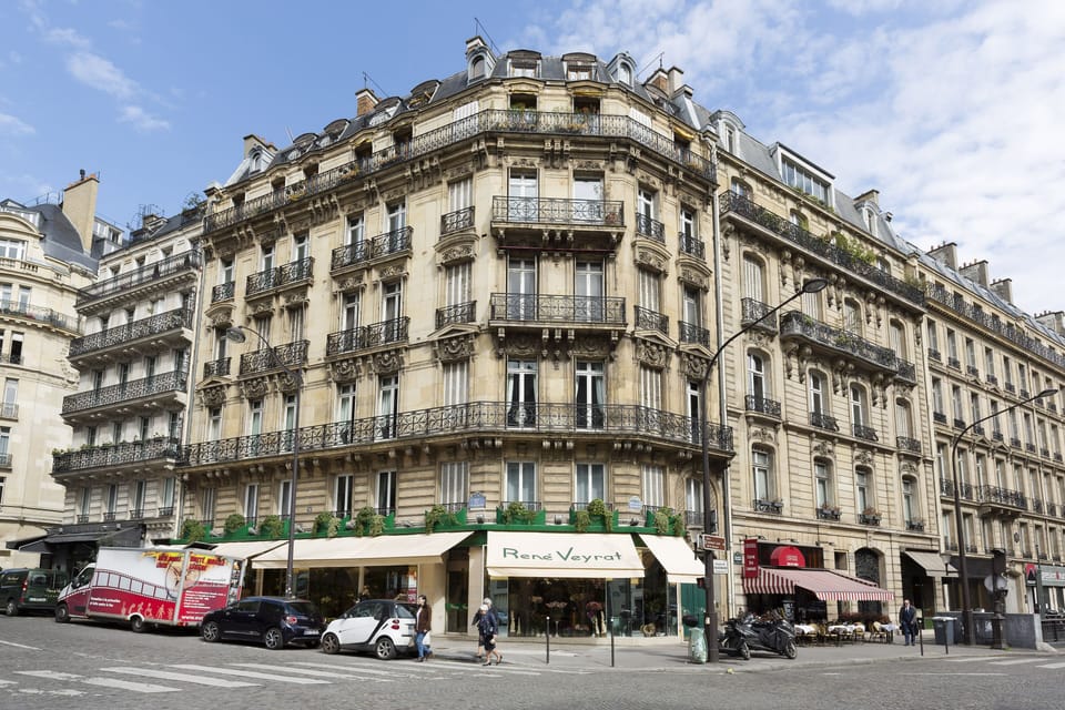 Building with florist on the street floor