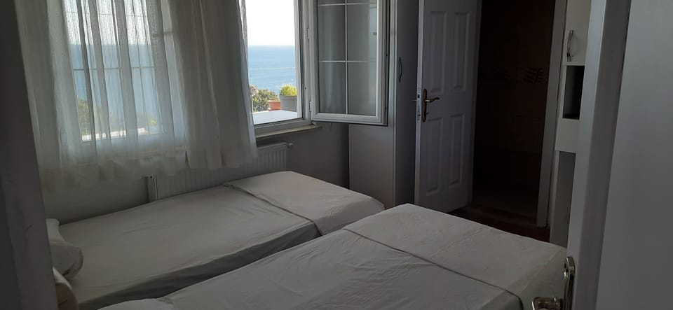 Family Double or Twin Room, Private Bathroom, Sea View | Egyptian cotton sheets, premium bedding, minibar, soundproofing