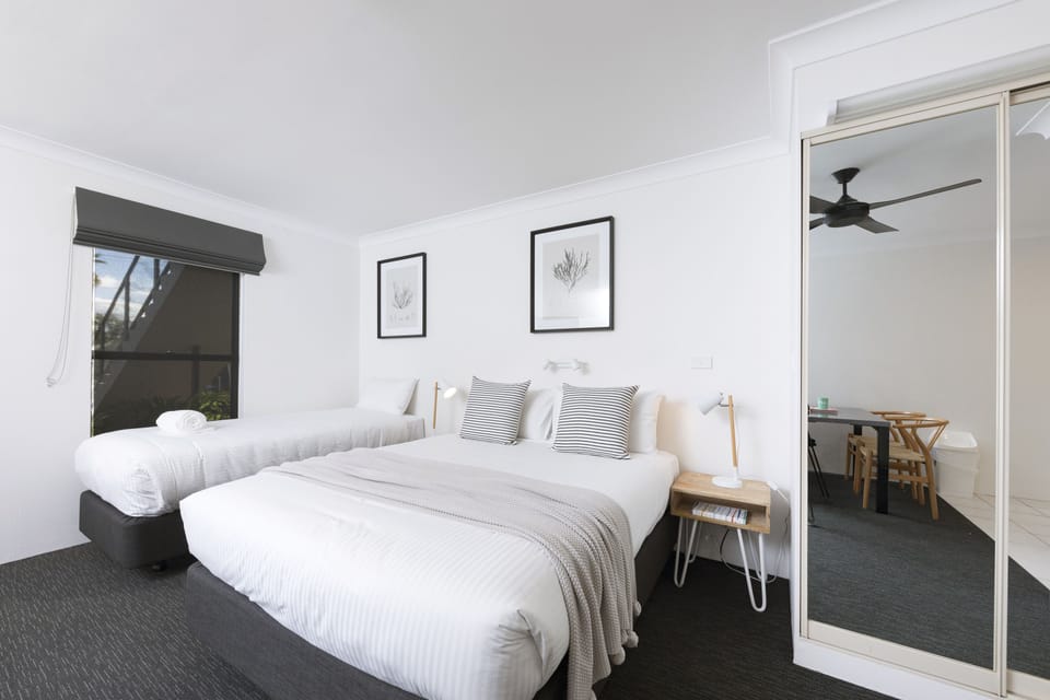 Standard Twin Room | Premium bedding, soundproofing, iron/ironing board, cribs (surcharge)