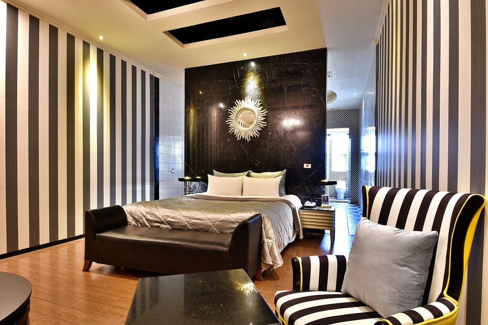 Standard Double Room, 1 King Bed (New) | Premium bedding, minibar, blackout drapes, soundproofing