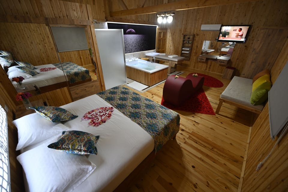 Honeymoon Suite | 1 bedroom, Egyptian cotton sheets, premium bedding, pillowtop beds