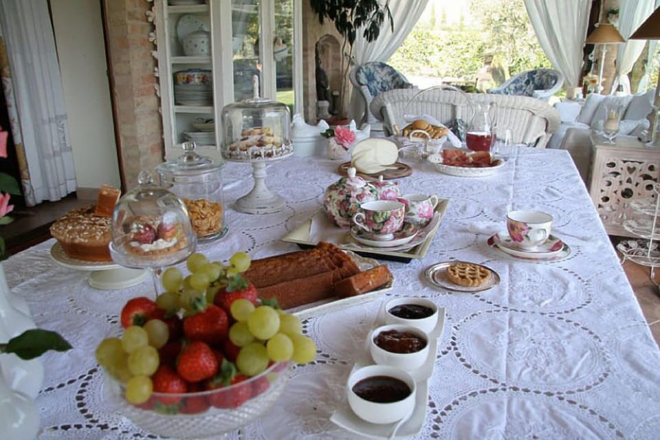 Free daily local cuisine breakfast