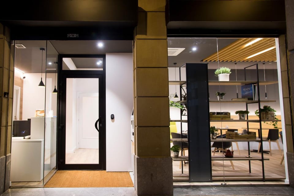 Somn Hipsuites Zarautz Bed and Breakfast in Zarautz