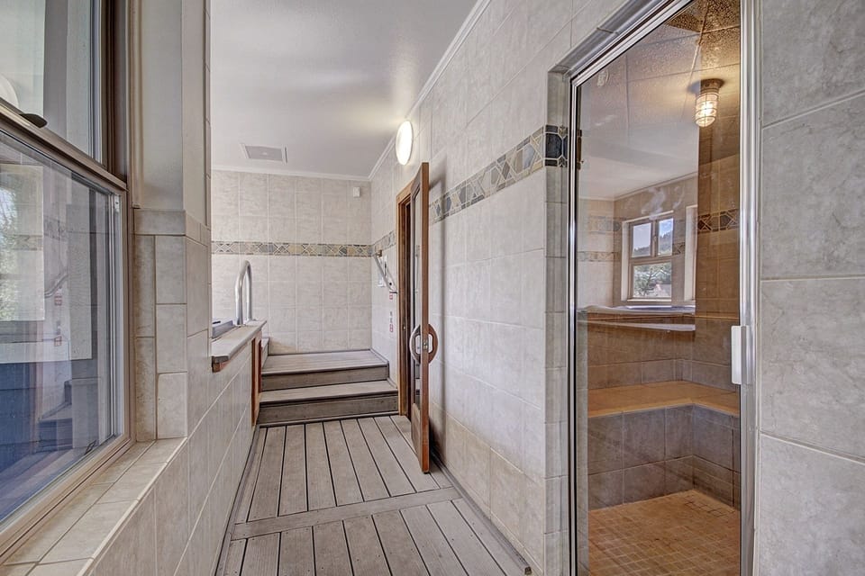 Two Bedroom Loft In The Heart Of Breckenridge Condo by RedAwning Apartment in Breckenridge