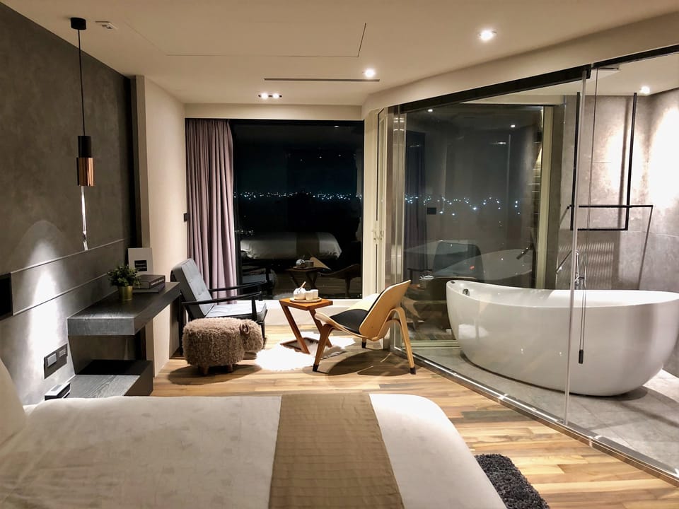 Grand Double Room, 1 Bedroom, Hot Tub, Ocean View | Premium bedding, down comforters, pillowtop beds, free minibar