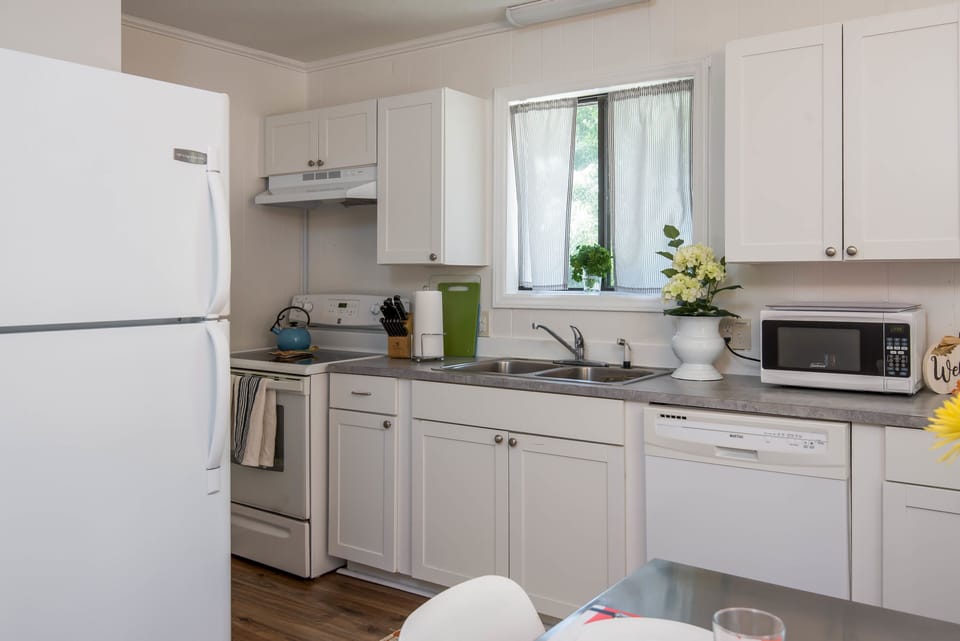 Fully equipped kitchen