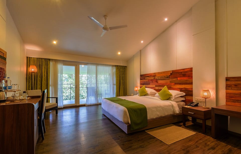In-room safe, desk, iron/ironing board, free WiFi