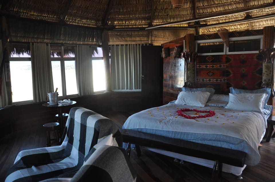 Standard Double Room | Minibar, iron/ironing board, free wired internet, bed sheets