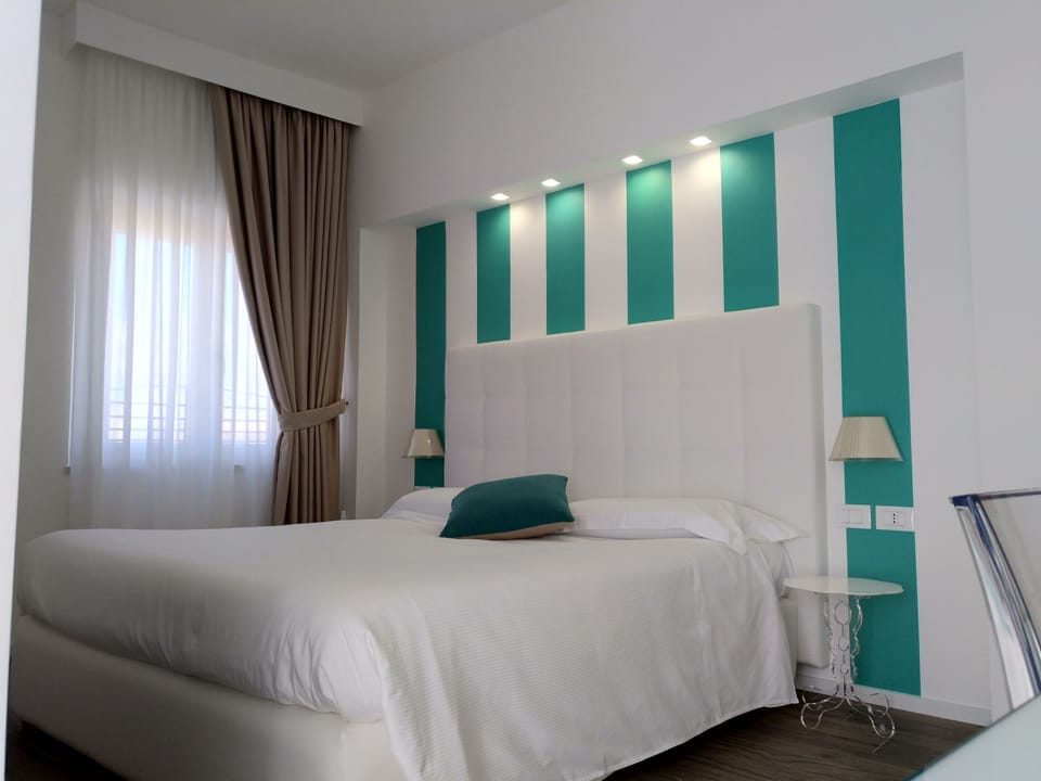 Standard Double Room | Memory foam beds, minibar, in-room safe, desk