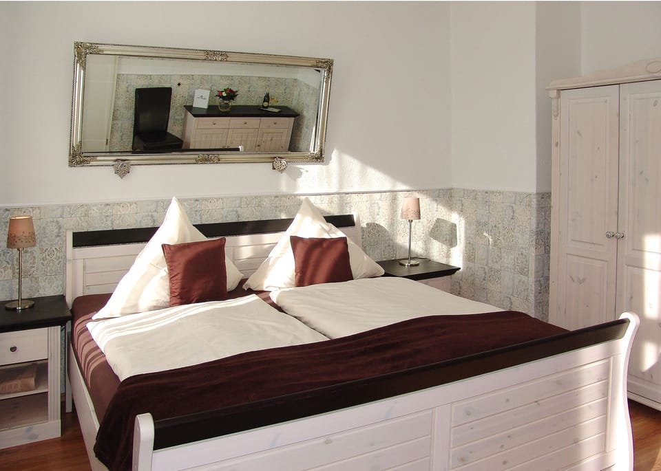 Minibar, in-room safe, desk, soundproofing