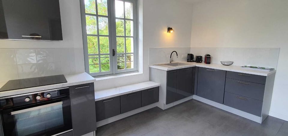 Premium Suite (Gîte n°3 - Le Chêne) | Shared kitchen | Highchair