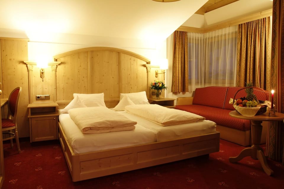 Minibar, in-room safe, desk, soundproofing