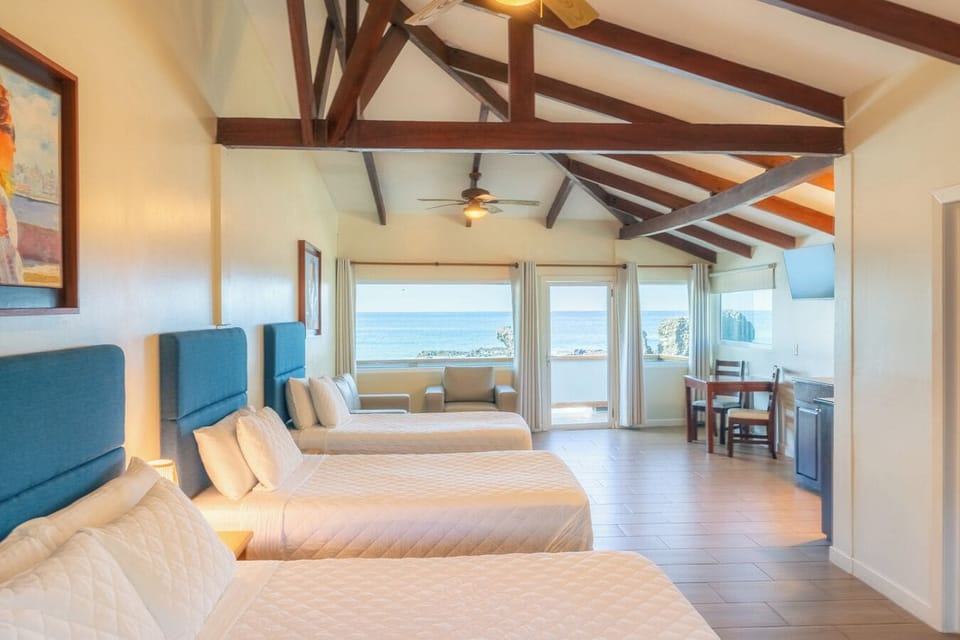 Triple Ocean View | In-room safe, desk, iron/ironing board (on request), bed sheets