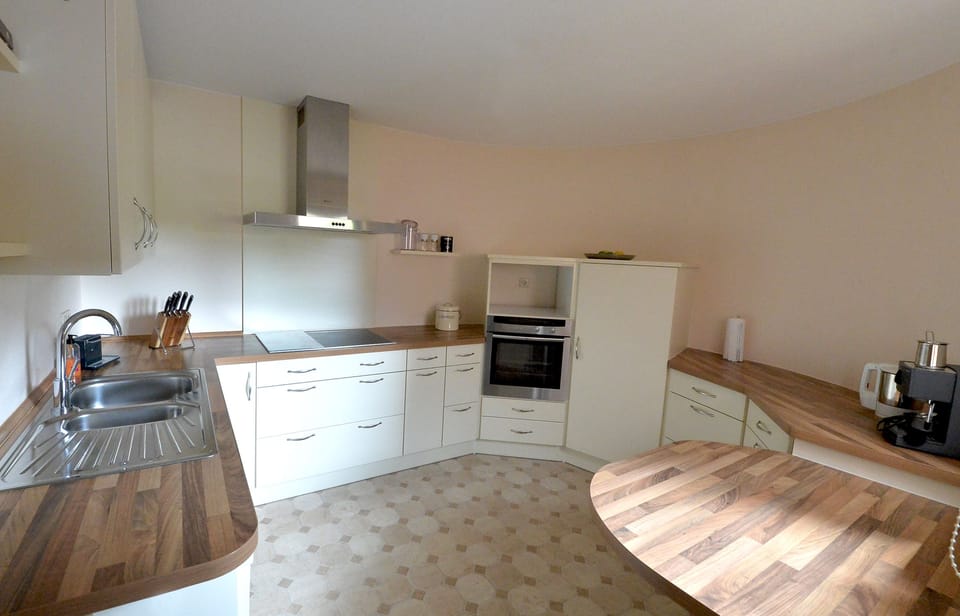 Family Condo, 2 Bedrooms | Private kitchen | Fridge, microwave, oven, stovetop