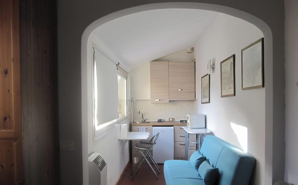 Apartment | Living area | Flat-screen TV