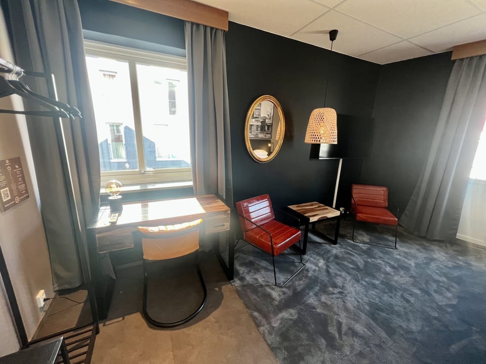 Standard Double Room | Desk, blackout drapes, soundproofing, free WiFi