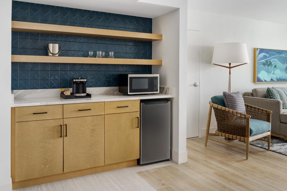 Junior Suite, 1 King Bed, Balcony (Gulf View) | Private kitchen | Fridge, coffee/tea maker