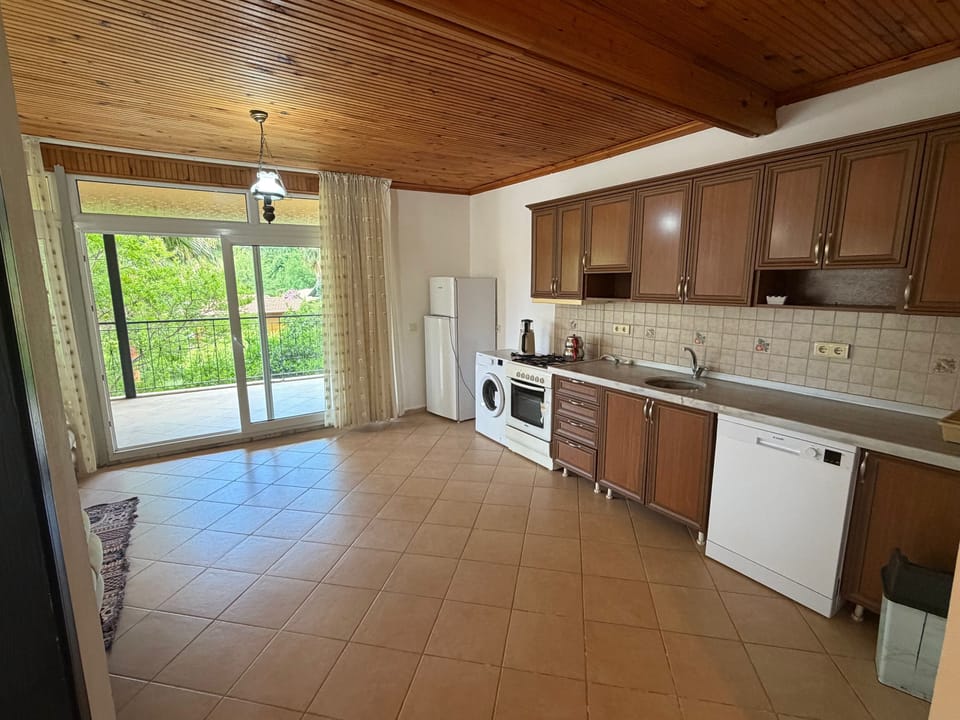 Apartment, 1 Bedroom | Desk, soundproofing, WiFi (free)