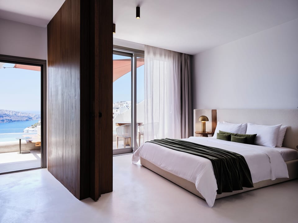 Sunset Villa Aristotelis with Infinity Pool | Egyptian cotton sheets, Tempur-Pedic beds, minibar, in-room safe