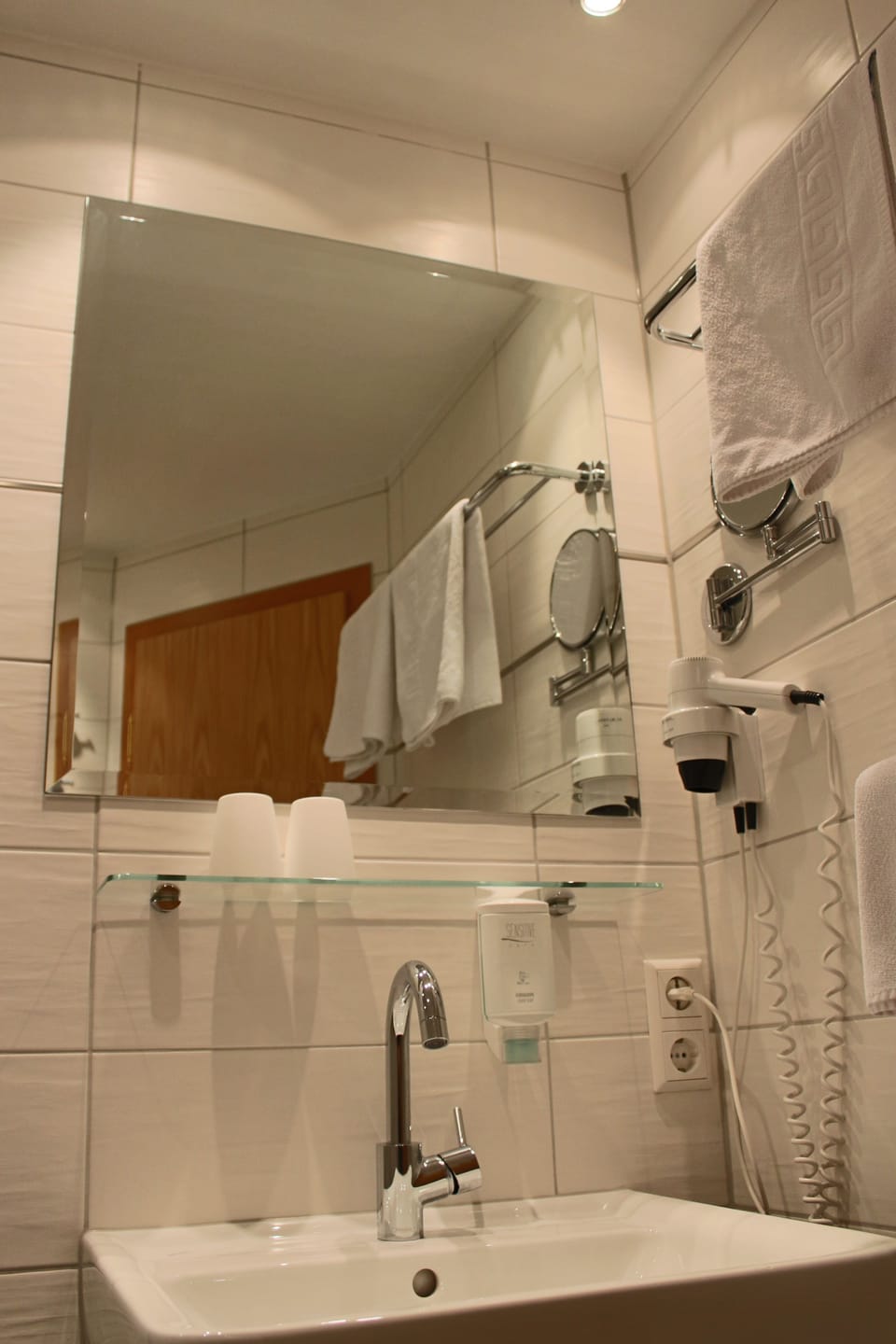 Family Room, Multiple Beds, Non Smoking | Premium bedding, in-room safe, desk, free WiFi