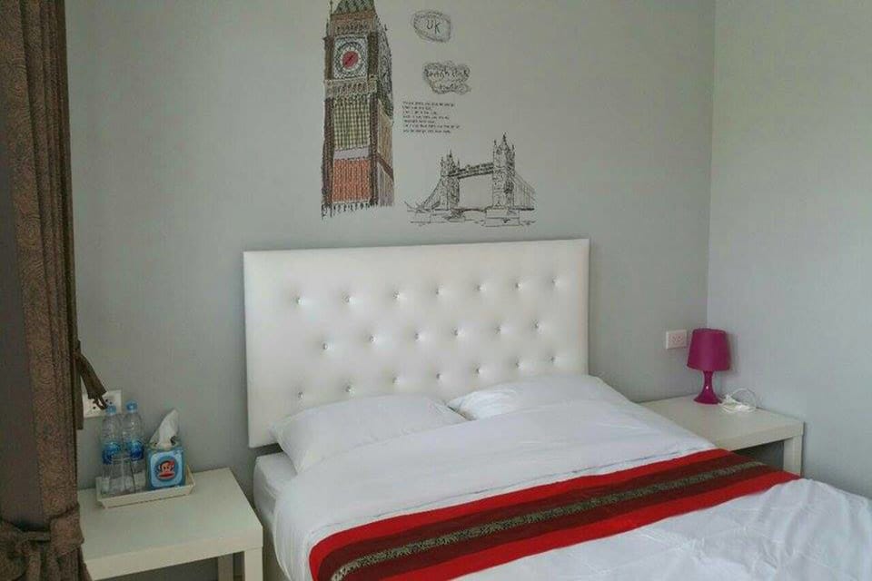 Standard Room | Desk, WiFi (free)