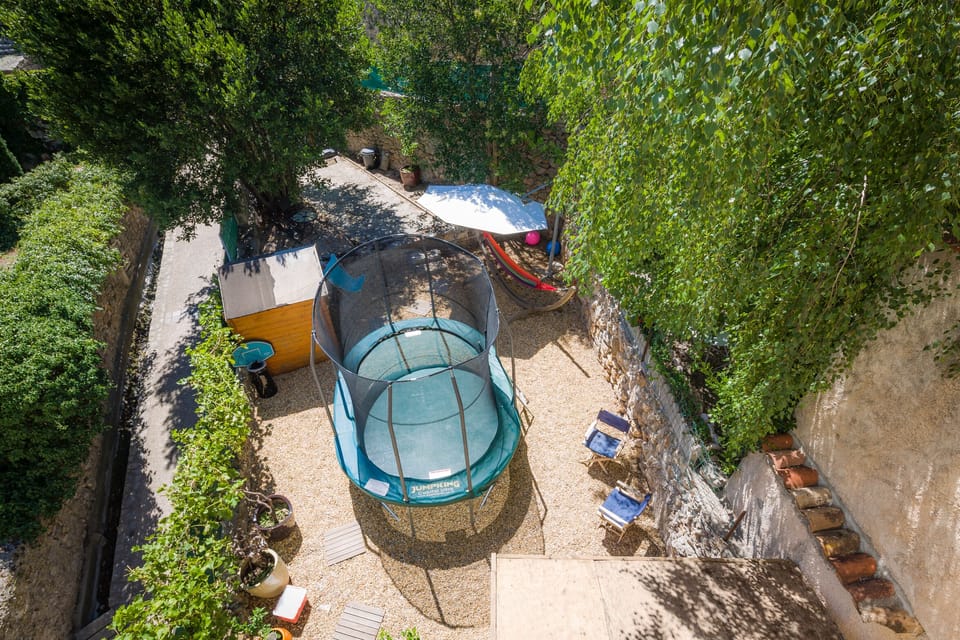 Gem of a gîte for 5 with private garden in heart of St. Guilhem le Désert.