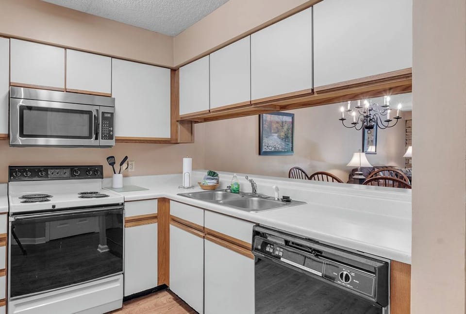 Full size appliances and fully equipped kitchen.