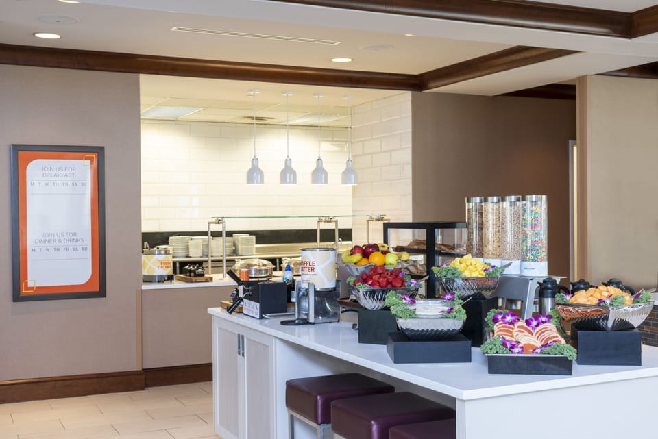 Breakfast (USD 9.95 per person)