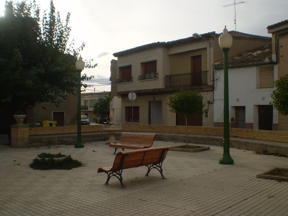 
38/5000
PLAZA OF THE OLD CHURCH OF BOQUIÑENI