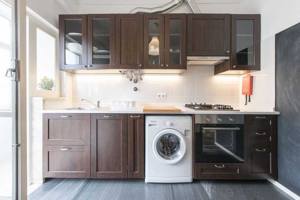 Kitchen fully equipped.