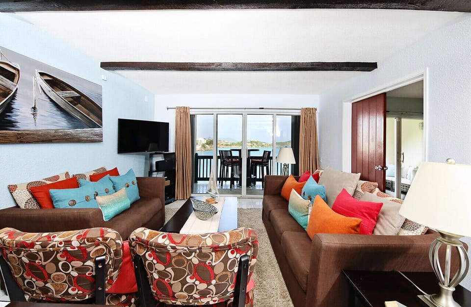 Comfortable island chic... perfect for relaxation after a long day out