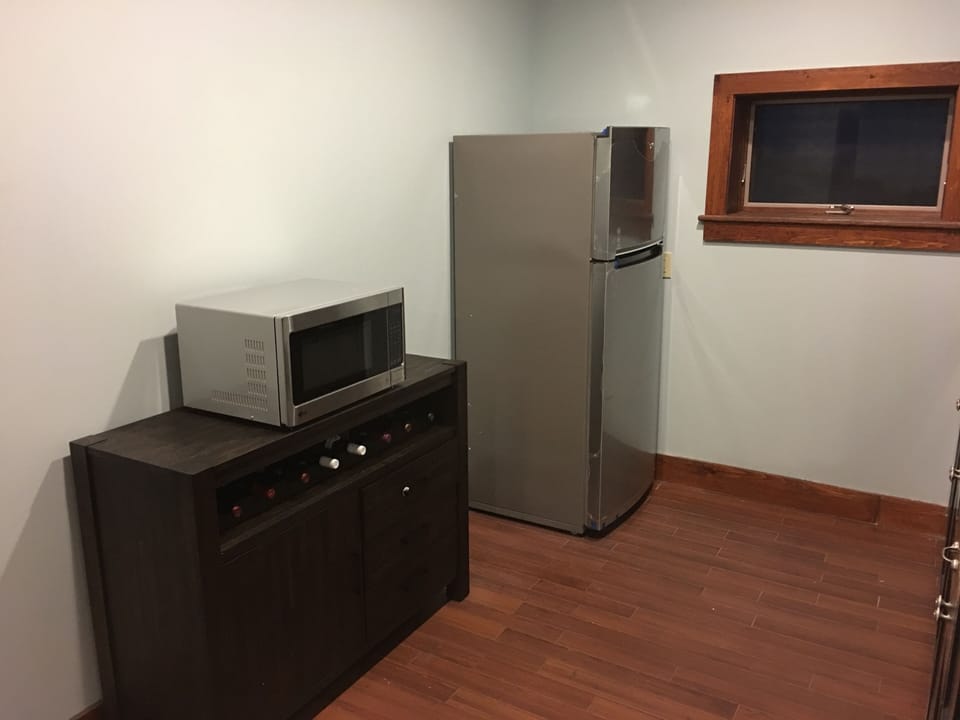Kitchenette with full size refrigerator 