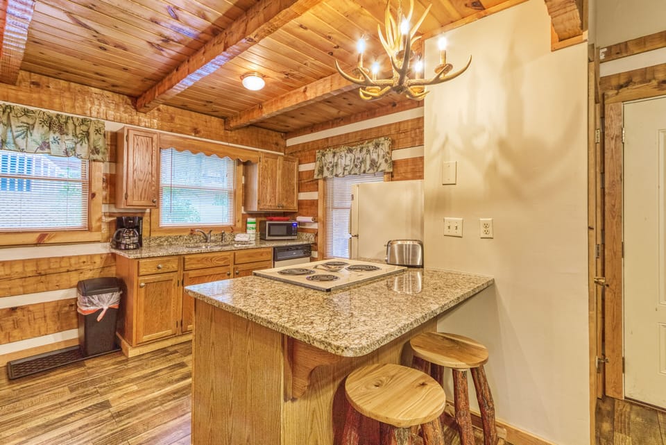 full view of kitchen