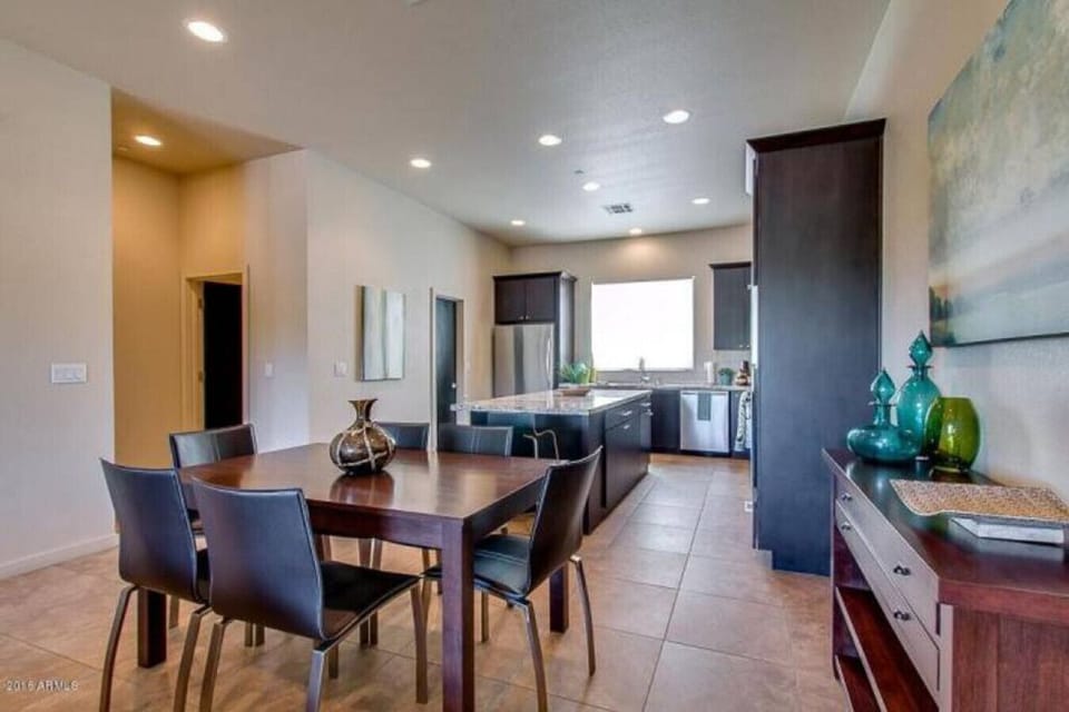 Spacious Dining Room
