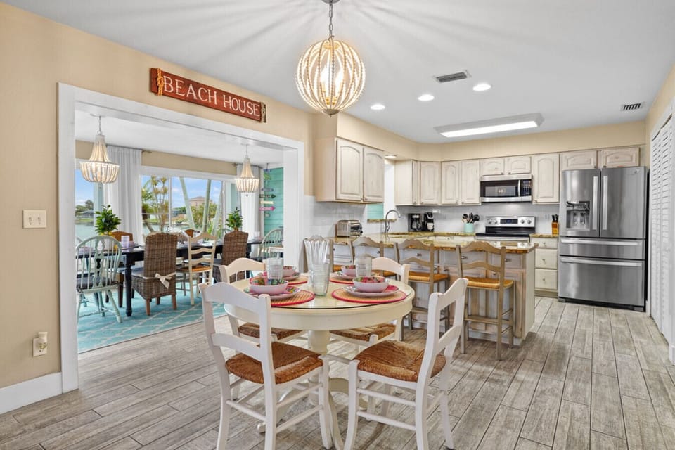 Kitchen/Dining
