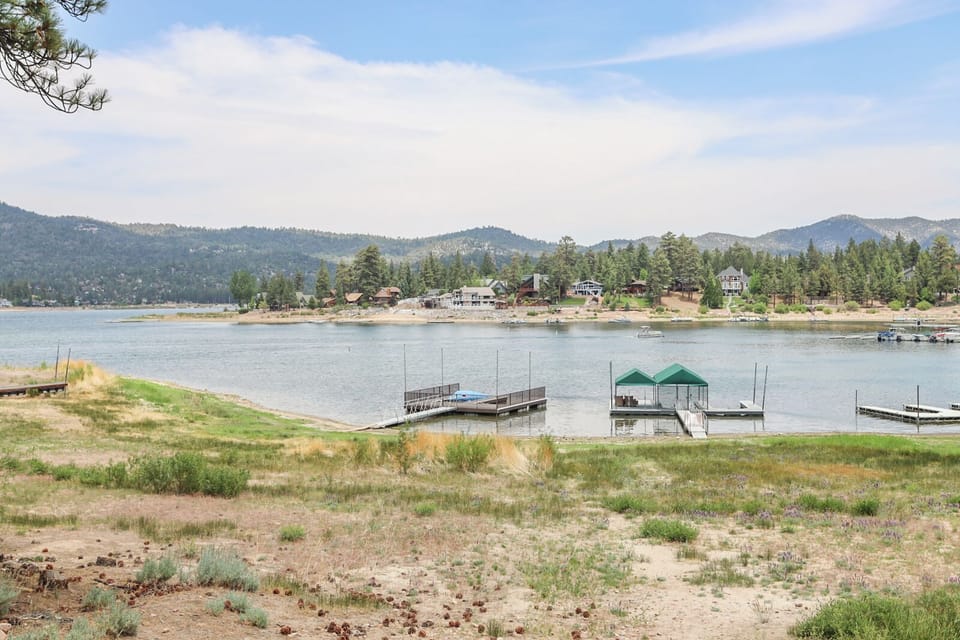 Lake View.