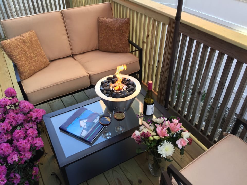 Relax on the back deck!
