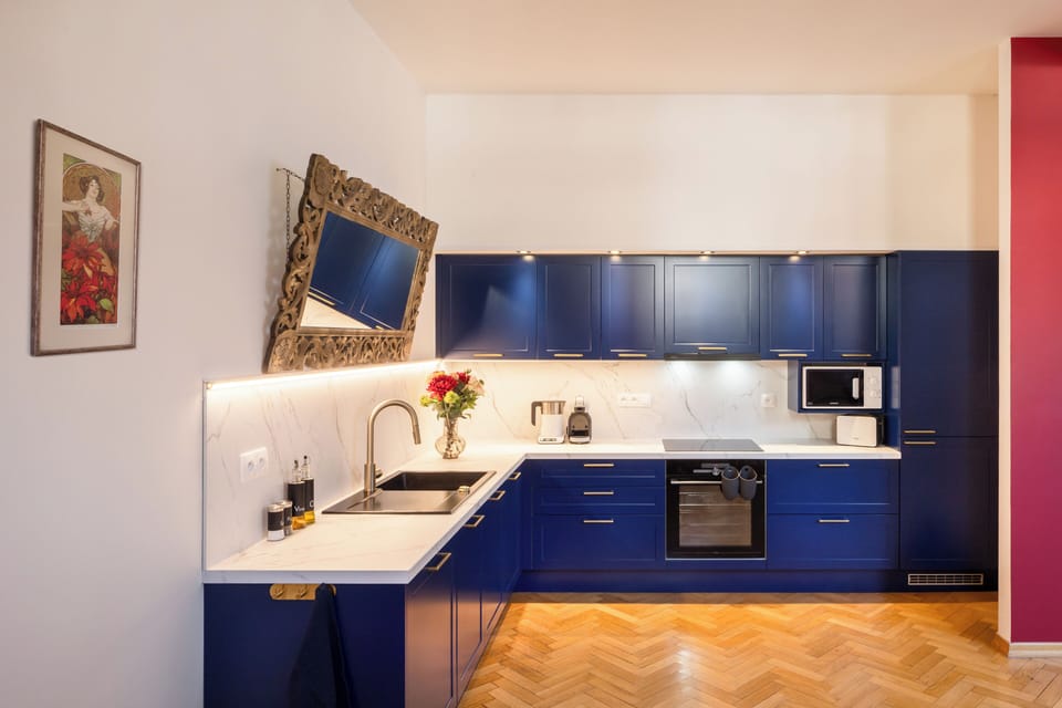 Luxury Apartment, Balcony | Private kitchen | Full-size fridge, microwave, oven, stovetop