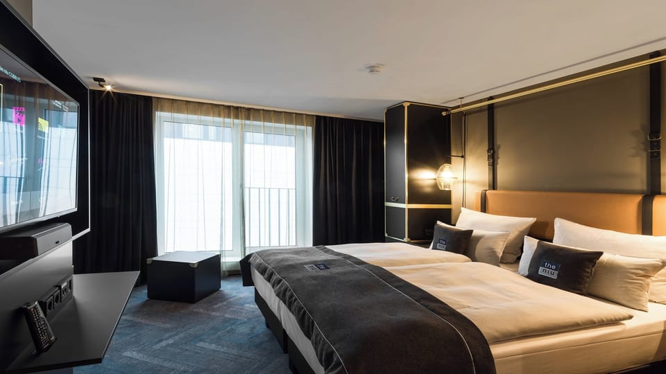 In-room safe, soundproofing, free cribs/infant beds, rollaway beds