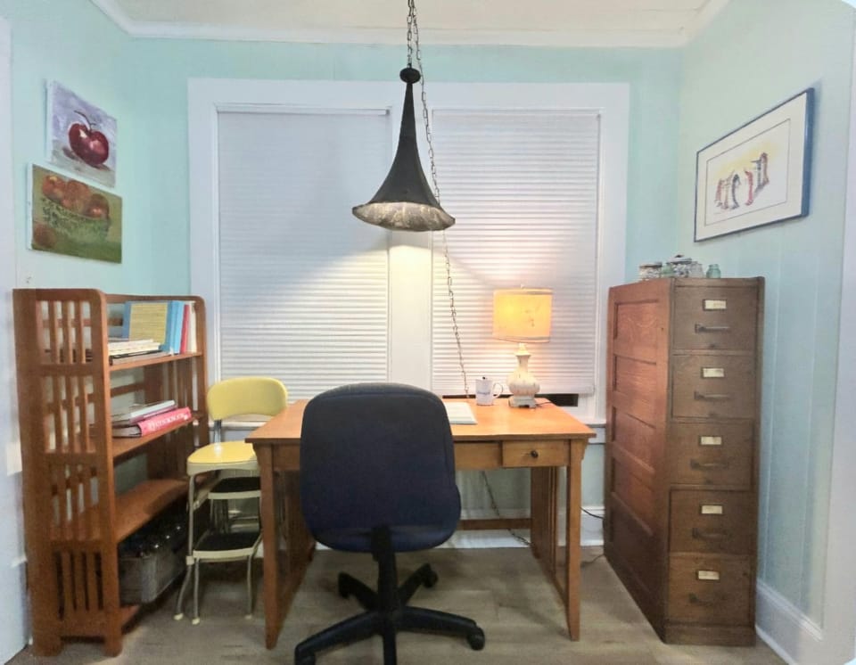 Rose's Folie is perfect for working remotely while enjoying your Tybee tyme!