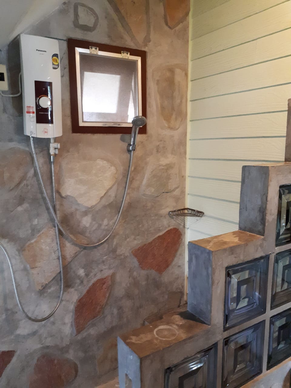 Bathroom shower