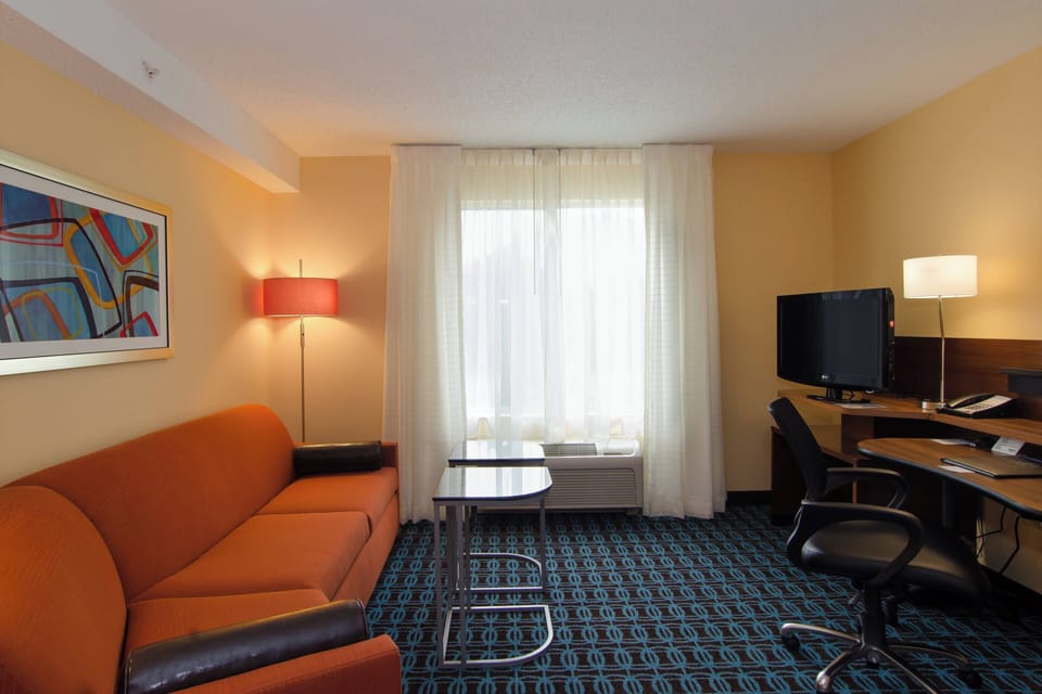 In-room safe, desk, laptop workspace, blackout drapes