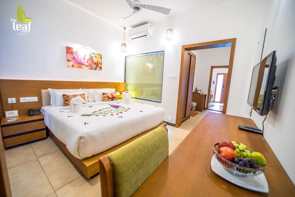 Premium bedding, minibar, in-room safe, laptop workspace