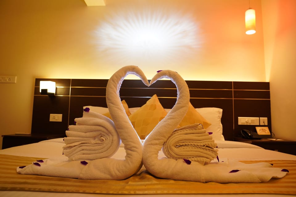 Luxury Suite, 1 Bedroom, Jetted Tub | View from room