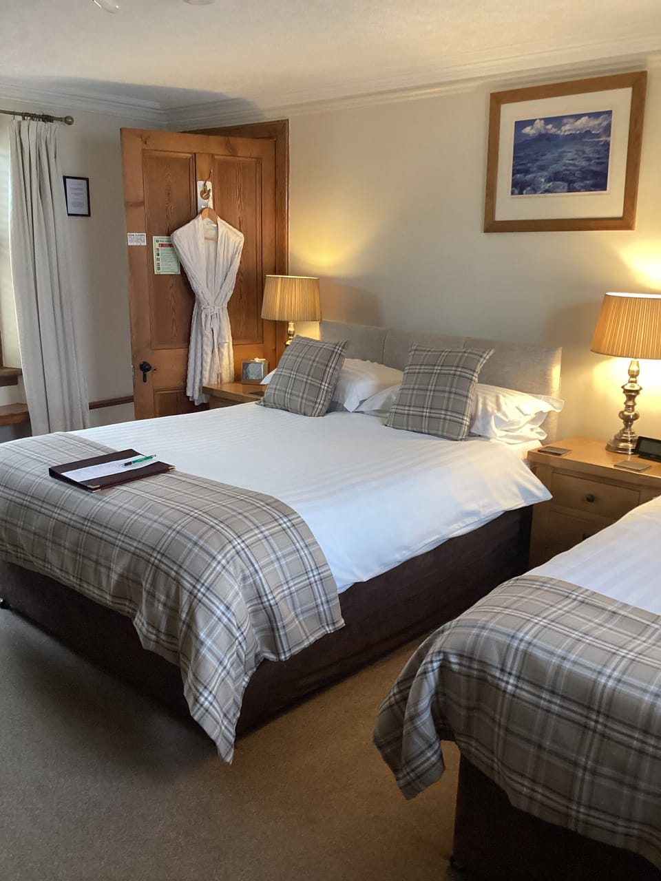 Double or Twin Room, Private Bathroom | Desk, free WiFi, bed sheets