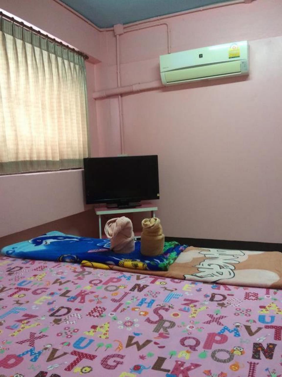 Standard Double Room | Free WiFi